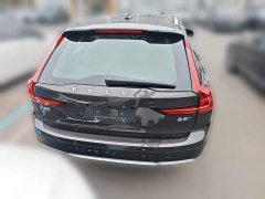 Volvo V90 Cross Country B5 AWD Plus - ფოტო 7