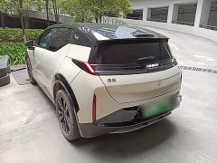 Zeekr X Four-Wheel Drive YOU Edition 5-Seater - ფოტო 4