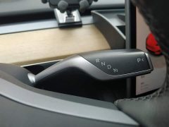 Tesla Model Y Long Range All-Wheel Drive - ფოტო 13