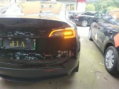 Tesla Model Y Long Range All-Wheel Drive - ფოტო 7