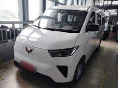 Wuling Yangguang 2024 300km Comfort Passenger Van 75kW - ფოტო 1