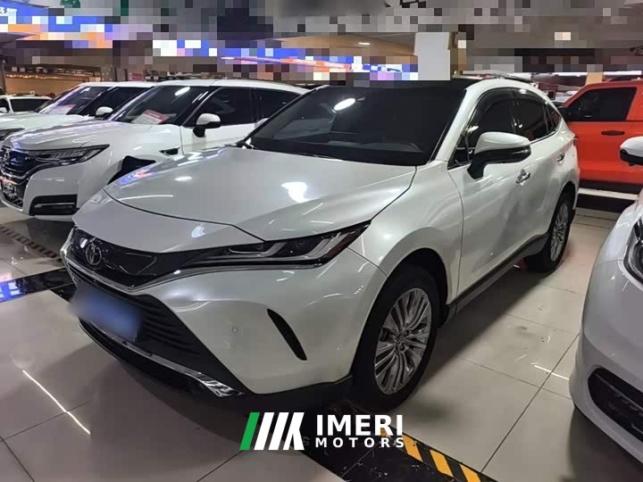 Toyota Harrier 2.0L CVT FWD Premium Edition