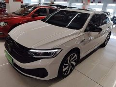 Volkswagen Sagitar 300TSI DSG Excellence Edition - ფოტო 1
