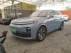 Li Auto L7 Pro - ფოტო 1