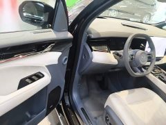 Zeekr 009 Seven-Seat Aisle Version 108kWh - ფოტო 15