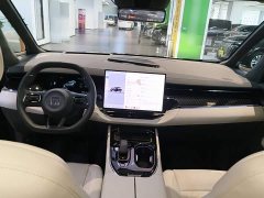 Zeekr 009 Seven-Seat Aisle Version 108kWh - ფოტო 9
