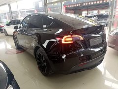 Tesla Model Y Standard Range RWD - ფოტო 4