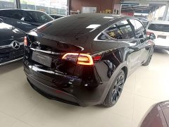 Tesla Model Y Standard Range RWD - ფოტო 6