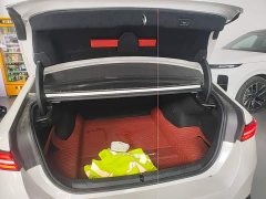 BMW 5 Series 525Li M Sport Package - ფოტო 18