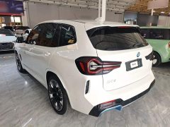 BMW iX3 Leadership Edition - ფოტო 4