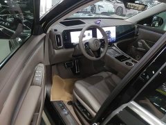 AITO M8 Pure Electric Max Six-Seat AWD with 192-Channel LiDAR - ფოტო 11