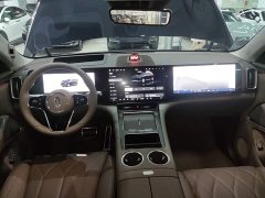 AITO M8 Pure Electric Max Six-Seat AWD with 192-Channel LiDAR - ფოტო 5