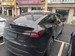 Tesla Model Y 2022 Facelift Rear-Wheel Drive - ფოტო 4