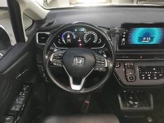 Honda Odyssey 2.0L e:HEV Luxury - ფოტო 10