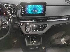 Honda Odyssey 2.0L e:HEV Luxury - ფოტო 12