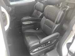 Honda Odyssey 2.0L e:HEV Luxury - ფოტო 16