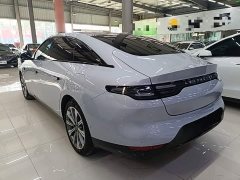 Leapmotor C01 EREV 216 Exclusive Edition - ფოტო 4