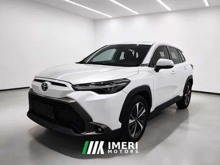 Toyota Frontlander 2.0L CVT Luxury Plus