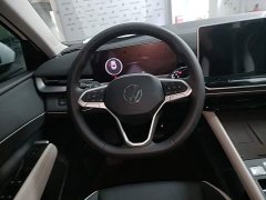 Volkswagen Sagitar L 300TSI DSG Elite - ფოტო 10