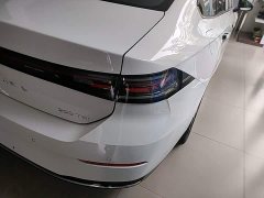 Volkswagen Sagitar L 300TSI DSG Elite - ფოტო 7
