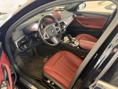 BMW 5 Series 530Li Premier M Sport Package - ფოტო 3