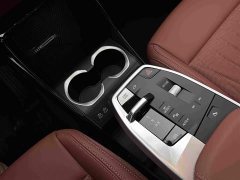 BMW iX1 2025 eDrive25L M Sport Package - ფოტო 12