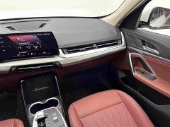 BMW iX1 2025 eDrive25L M Sport Package - ფოტო 15