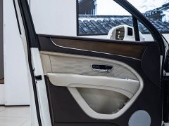 Bentley Bentayga 4.0T V8 Long Wheelbase Elegance Edition - ფოტო 17
