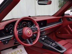Porsche 911 Targa 4 3.0T - ფოტო 9