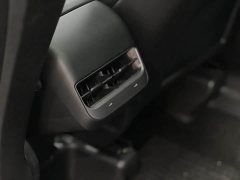 Tesla Model Y Standard Range RWD - ფოტო 10
