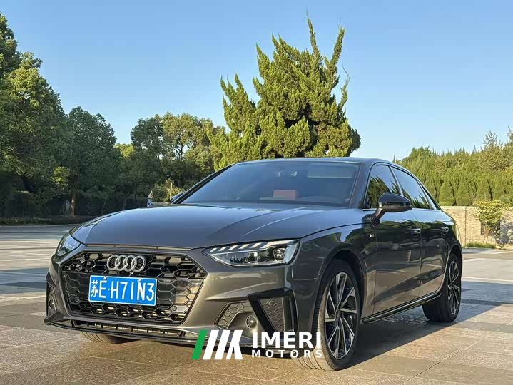 Audi A4L 40 TFSI Luxury Dynamic - ავტომობილი ჩინეთიდან