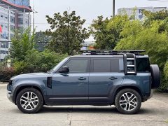 Land Rover Defender 2022 110 P400 Dark Edition - ფოტო 4