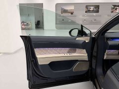 NIO ET9 102kWh Horizon Special Edition - ფოტო 14