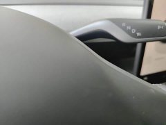 Tesla Model Y Rear-Wheel Drive - ფოტო 10