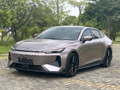 Changan UNI-V 1.5T Premium Sport - ფოტო 1