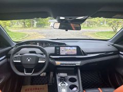 Changan UNI-V 1.5T Premium Sport - ფოტო 15