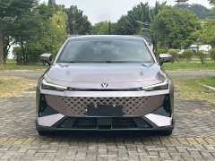 Changan UNI-V 1.5T Premium Sport - ფოტო 2