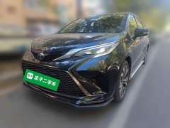 Toyota Grevias 2.5L Hybrid Premium Plus Edition - ფოტო 1