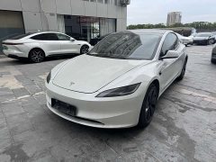 Tesla Model 3 High Performance All-Wheel Drive - ფოტო 1