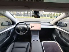 Tesla Model Y Rear-Wheel Drive - ფოტო 10