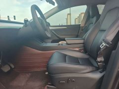 Tesla Model Y Rear-Wheel Drive - ფოტო 4