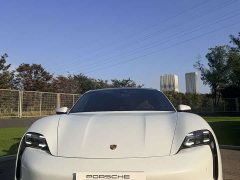 Porsche Taycan - ფოტო 1