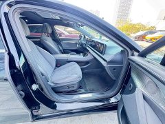 Voyah Lantu Zhaoguang Four-Wheel Drive Long-Range Edition - ფოტო 14