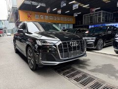 Audi Q7 55 TFSI quattro S line Sport - ფოტო 3