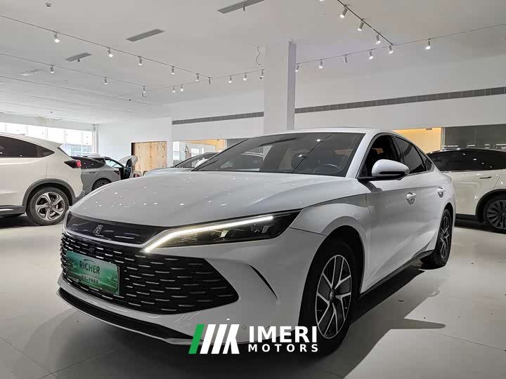 BYD Qin L DM-i 120KM Leading Edition