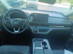 Honda Odyssey 2022 2.0L e:HEV Sharp Radiance Edition - ფოტო 8