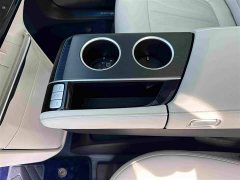 Buick GL8 New Energy Luzun Respect Edition 7-Seater - ფოტო 14