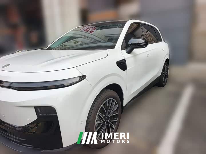 Leapmotor B10 510 Pleasure Edition - ავტომობილი ჩინეთიდან