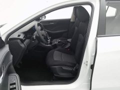 SAIC MG i5 2023 1.5L Manual Comfort Edition - ფოტო 10