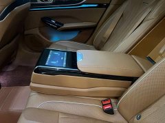 FAW Hongqi H9 2.0T 2WD Qixiang Luxury Business Edition 5-seater - ფოტო 13